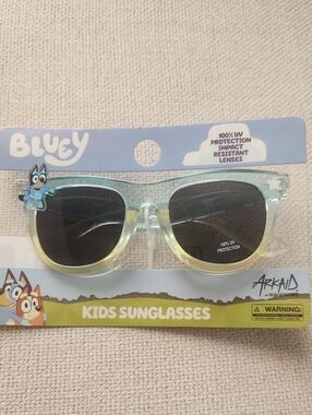 Arkaid Kids Sunglasses - Aqua to Pale Yellow Gradient